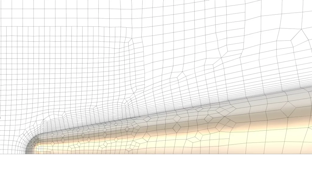 Auflösung der Low-Reynolds-Grenzschicht an der Flugkörperspitze (r = 0,12 mm)